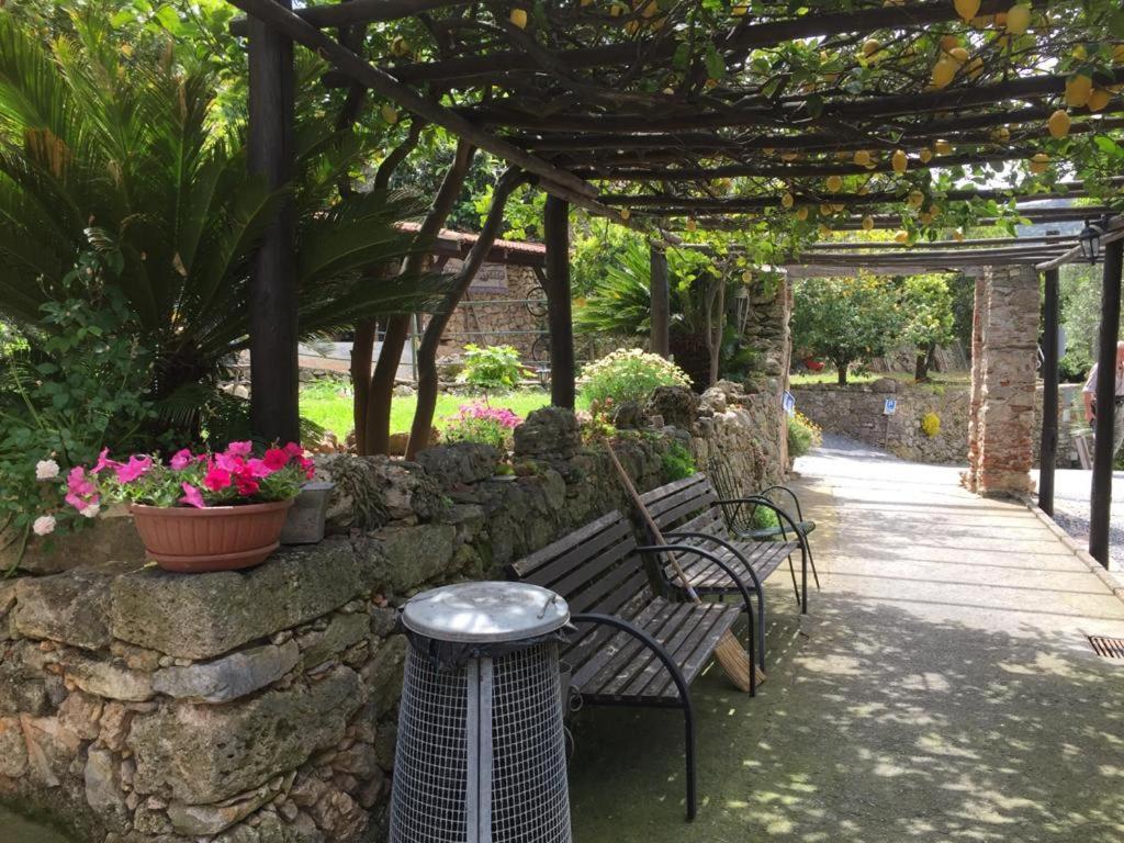 Agriturismo I Lamoi Finale Ligure Exterior foto